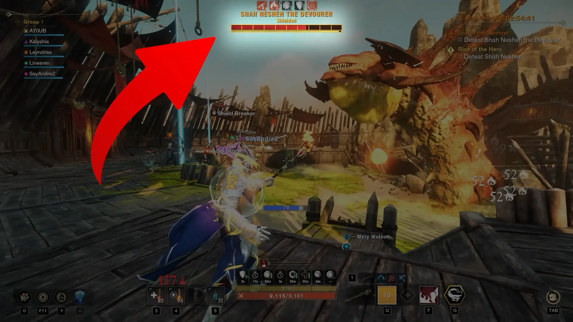 Ranged players focusing heavy attacks to break the Worm's stamina bar